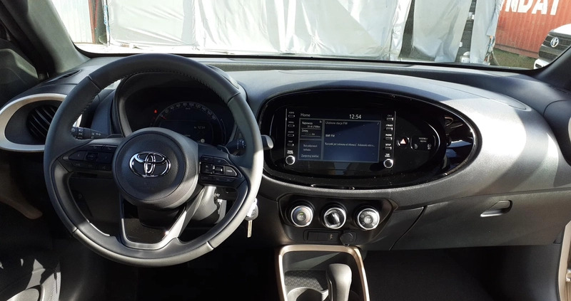 Toyota Aygo X cena 78090 przebieg: 5, rok produkcji 2023 z Jasło małe 172